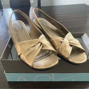 Life stride sandals